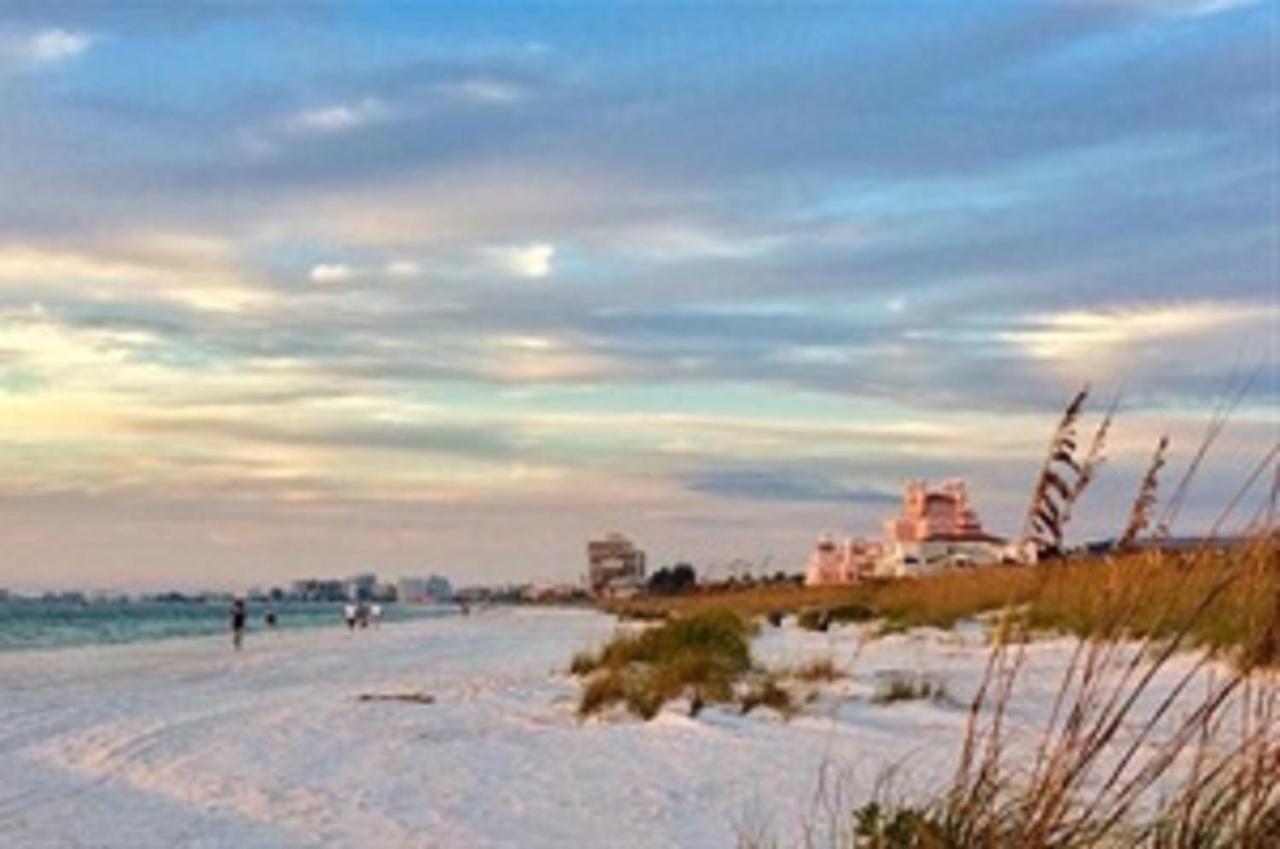 Pag Beachhouse Rentals St. Pete Beach Eksteriør bilde